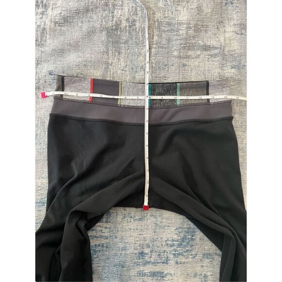 Lululemon Black / Quilting Flare Leg Groove Pants Size 6 - Picture 6 of 7